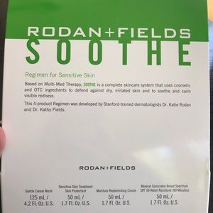 Rodan and Fields Soothe Skincare Set